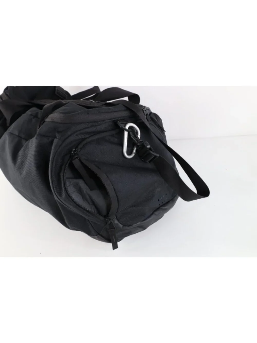 Nike Elite Distressed Spell Out Weekender Duffel Bag Gym Carry On Pack Black